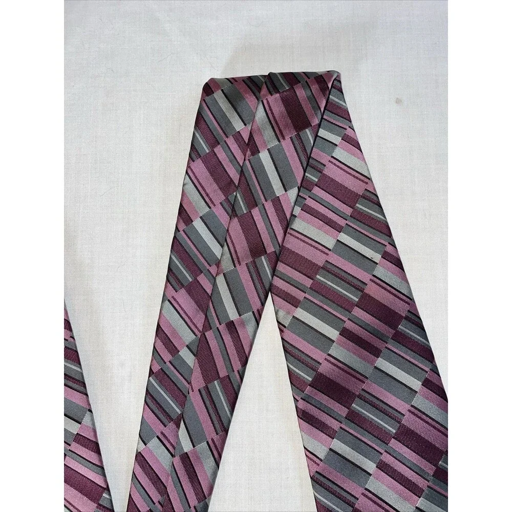 David Taylor Dress Tie Men’s Size 56” Pink Gray 100% Polyester Formal